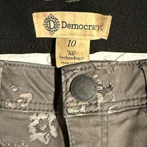 DEMOCRACY Ab technology skinny jeans, Green Floral Pattern, size 10